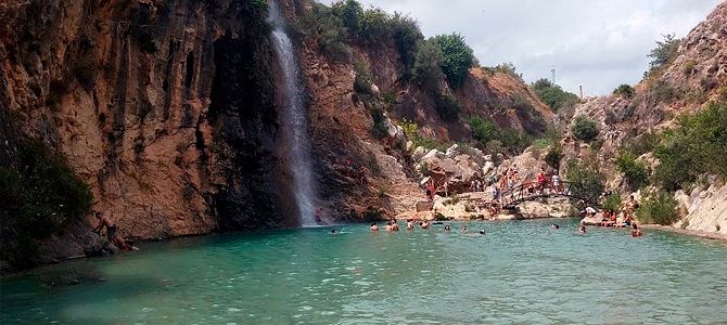 Natural pools of Bolbaite