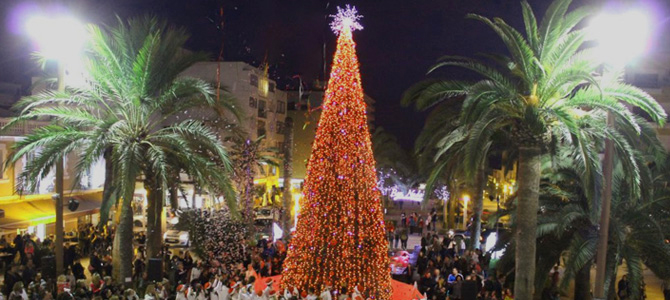 Árbol de navidad en Ibiza