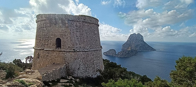 Savinar-Turm in Sant Josep de sa Talaia, Ibiza